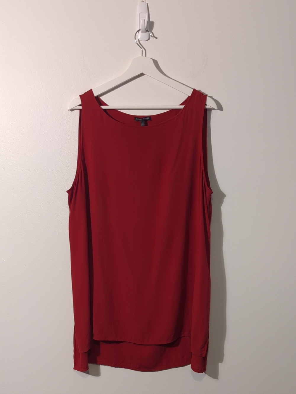 EILEEN FISHER silk red sleeveless tank top - size xl
